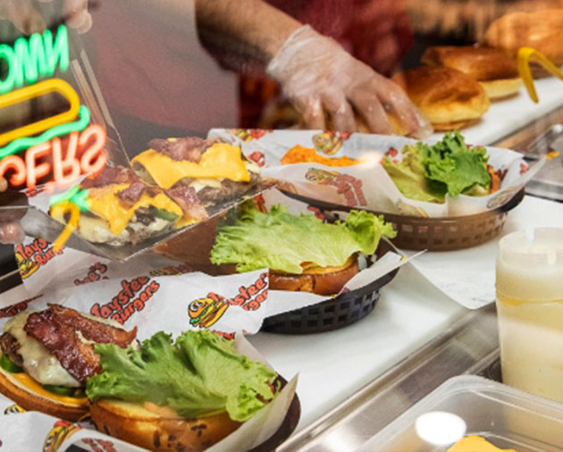 Order the Best Burgers in Dearborn Heights | Taystee's Burgers
 - joinus
